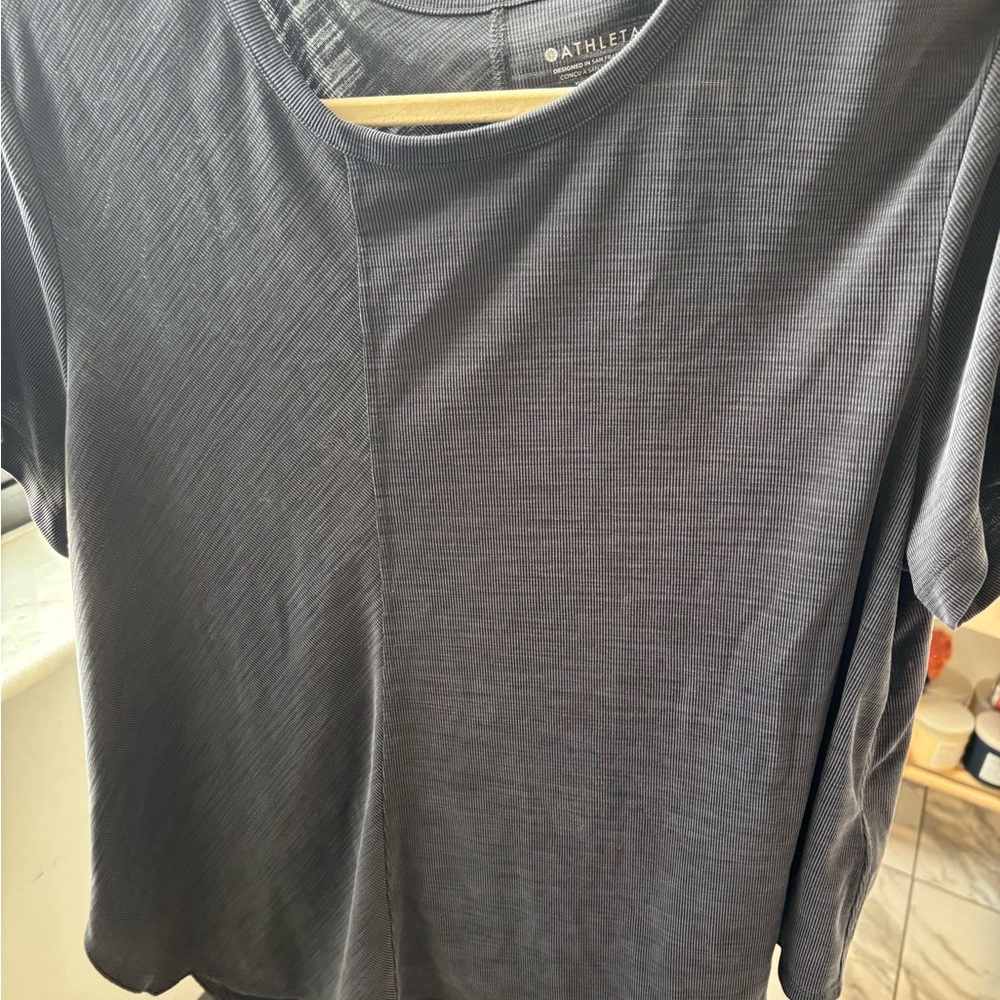 Athleta Gray Short Sleeve Tee Relaxed Fit